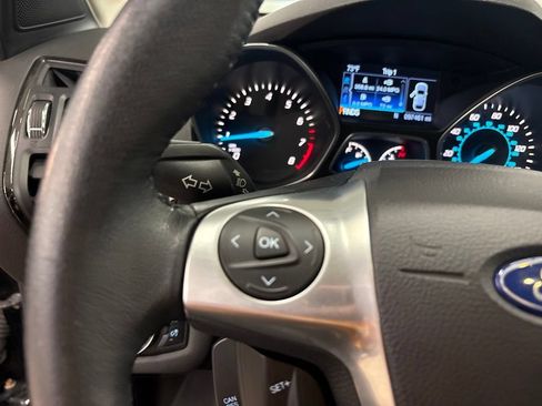 Used 2016 Ford Escape Titanium AWD/4WD image 18