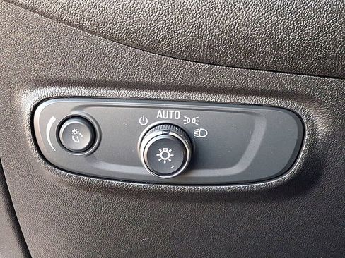 Used 2022 Chevrolet Equinox RS image 25