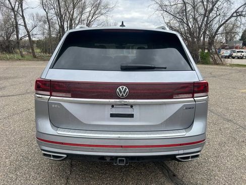 Used 2024 Volkswagen Atlas SEL Premium R-Line AWD/4WD image 7