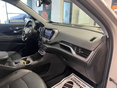 Used 2022 GMC Terrain AT4 image 34