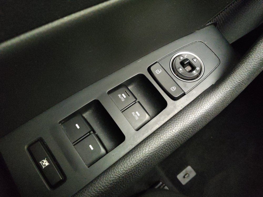 Used 2019 Hyundai Sonata Limited FWD image 27
