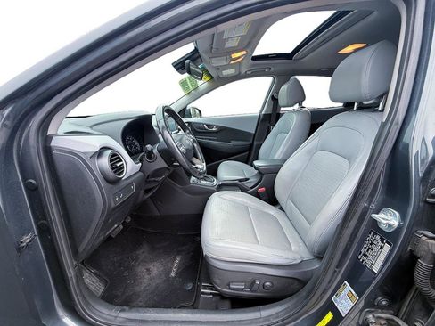 Used 2018 Hyundai Kona Limited image 12