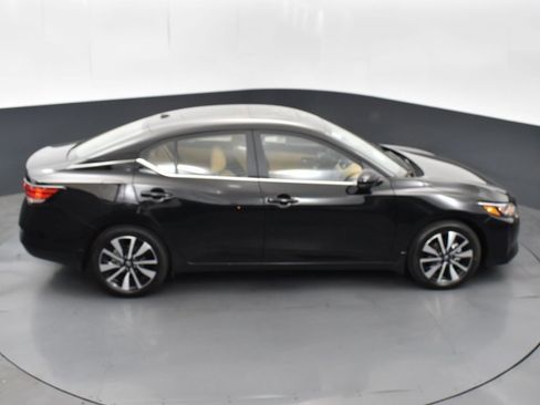 New 2025 Nissan Sentra SV w/ SV Premium Package image 43