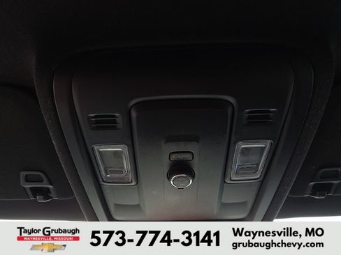 Used 2025 Chevrolet Tahoe Z71 AWD/4WD image 24