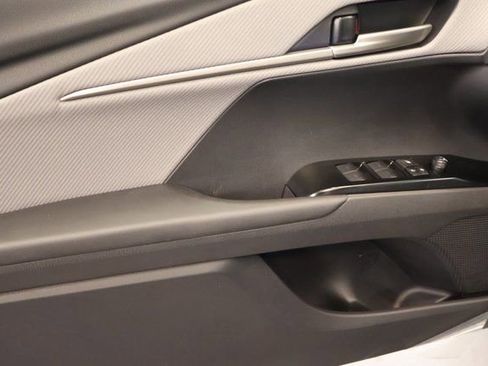 New 2026 Toyota Camry SE image 9