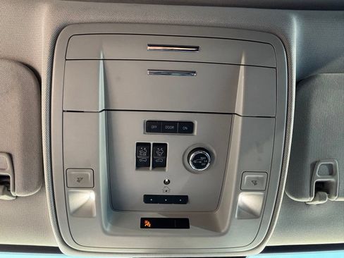Used 2019 GMC Yukon Denali AWD/4WD image 17