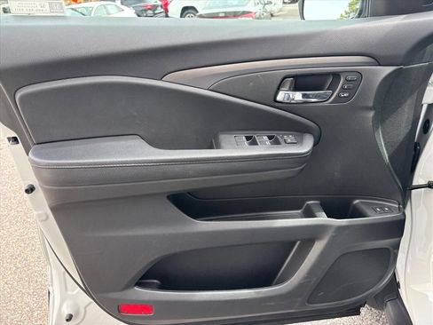 Used 2021 Honda Passport EX-L image 9