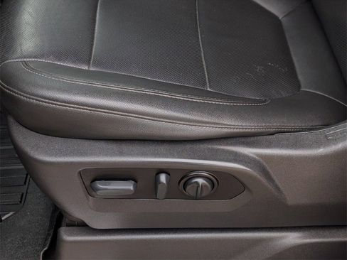 Used 2021 GMC Sierra 1500 SLT image 26