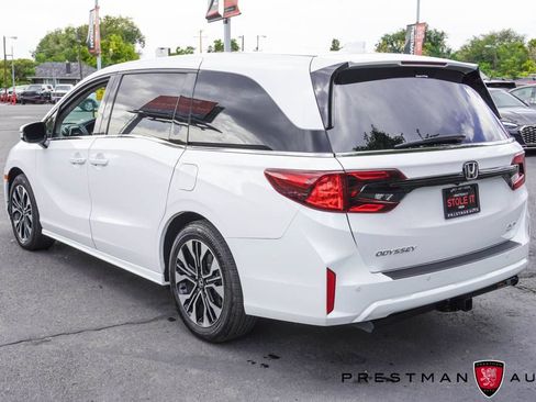 Used 2025 Honda Odyssey Elite image 10