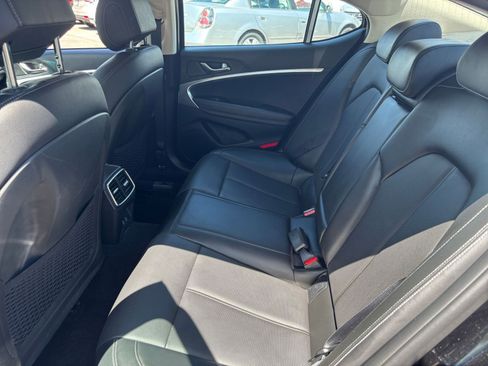 Used 2025 Genesis G70 2.5T AWD/4WD image 24