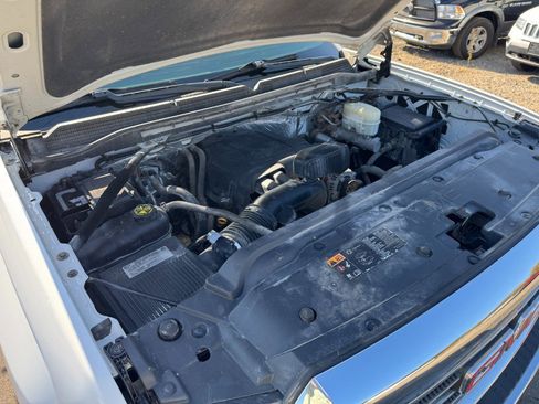 Used 2015 GMC Sierra 3500 2WD Crew Cab image 23