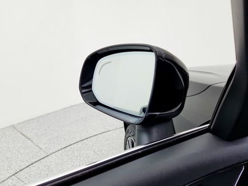 Used 2020 Volvo XC90 T6 Momentum w/ Protection Package image 23