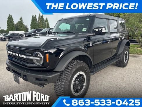 Used 2023 Ford Bronco Outer Banks w/ Sasquatch Package AWD/4WD image 1