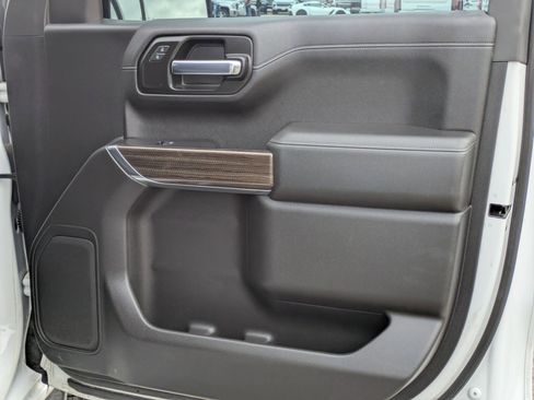 Used 2020 Chevrolet Silverado 1500 LT w/ Texas Edition image 28