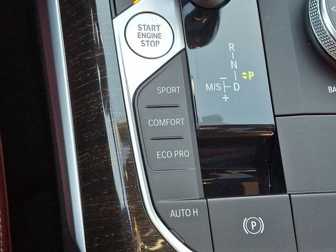 Used 2022 BMW 330i xDrive Sedan w/ Premium Package 2 image 24