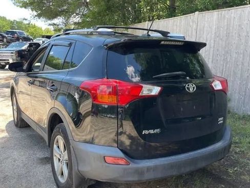 Used 2015 Toyota RAV4 XLE AWD/4WD image 5