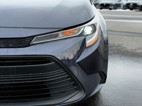 Used 2023 Toyota Corolla LE image 5