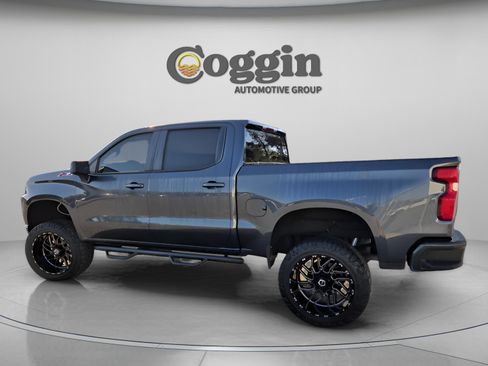 Used 2022 Chevrolet Silverado 1500 RST image 3