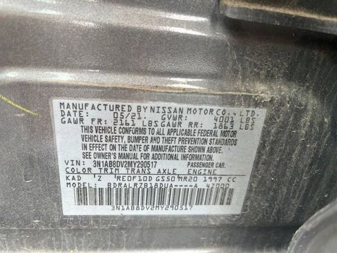 Used 2021 Nissan Sentra SR FWD image 25