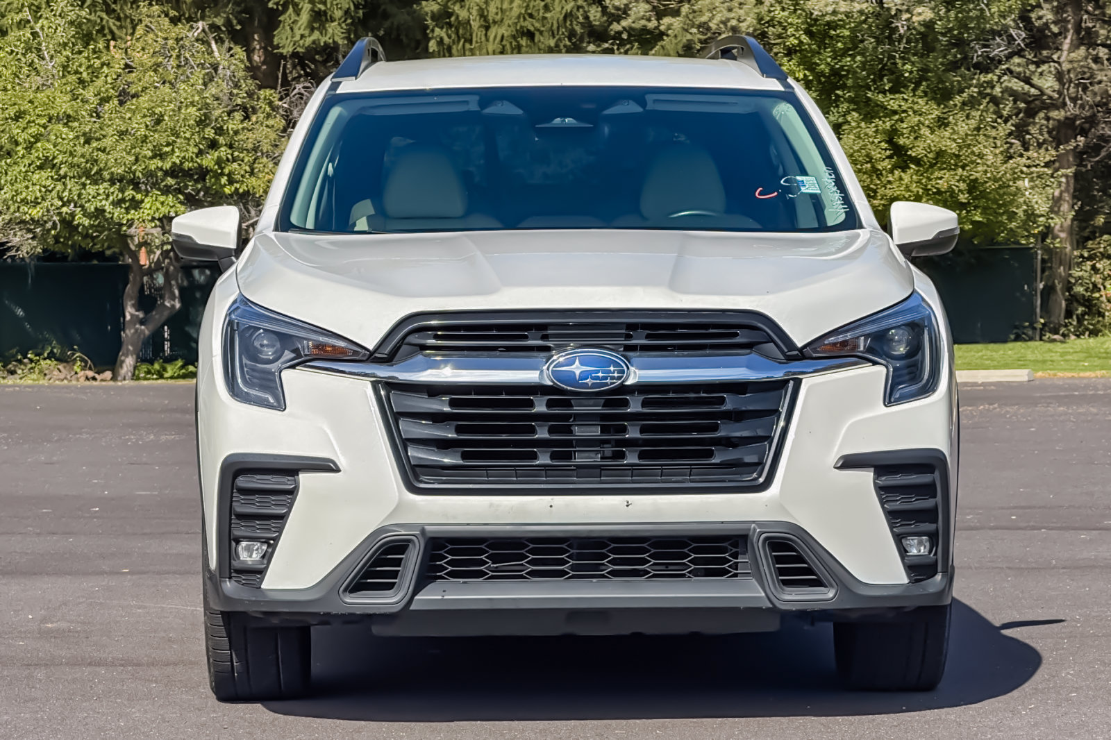 Used 2023 Subaru Ascent Limited AWD/4WD image 10
