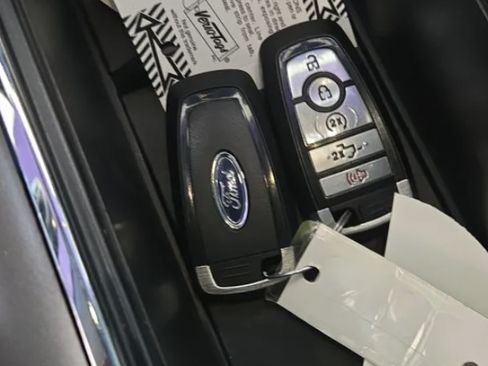 Used 2026 Ford Maverick XLT AWD/4WD image 19