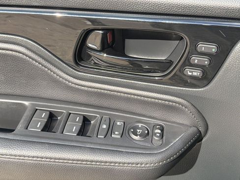 Used 2023 Honda Odyssey Touring image 38