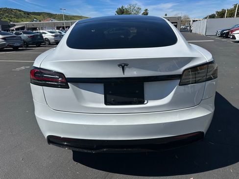 Used 2022 Tesla Model S image 3