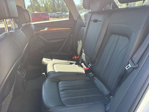 Used 2023 Audi Q5 2.0T Premium Plus image 22