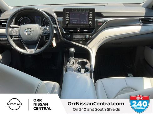 Used 2023 Toyota Camry SE FWD image 15