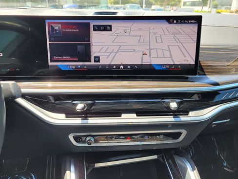 Used 2024 BMW X6 M60i w/ Dynamic Handling Package AWD/4WD image 29