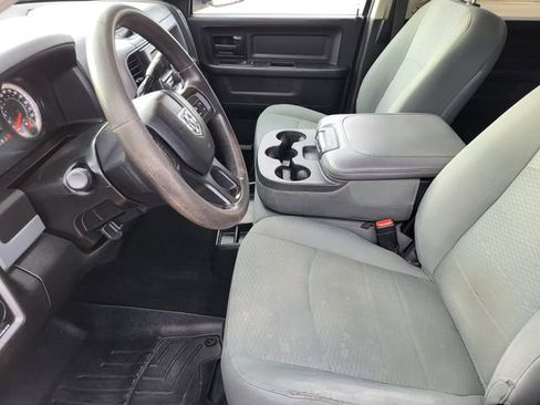 Used 2018 RAM 2500 Tradesman w/ Chrome Appearance Group AWD/4WD image 12