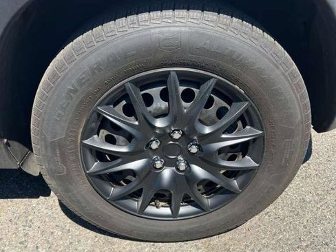 Used 2018 Chevrolet Trax LS FWD image 13