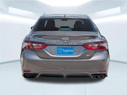 Used 2024 Toyota Camry SE w/ Cold Weather Package FWD image 5