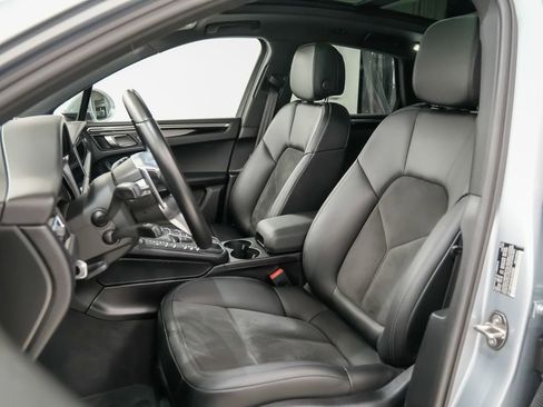 Used 2021 Porsche Macan S AWD/4WD image 5