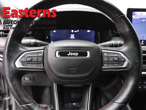 Used 2022 Jeep Compass Trailhawk w/ Trailhawk Elite Group image 10