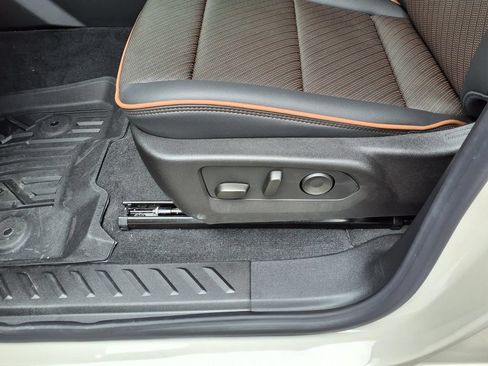 New 2026 GMC Canyon AT4 w/ Nightfall Edition AWD/4WD image 19