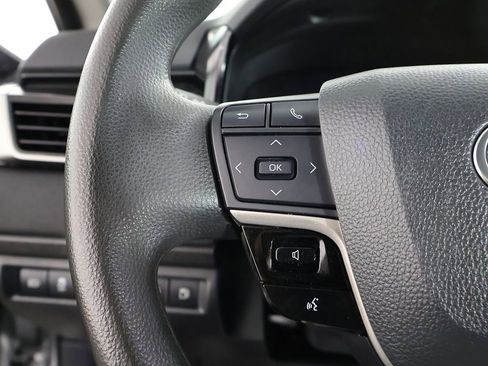 Used 2025 Toyota Camry LE FWD image 40