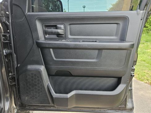 Used 2016 RAM 1500 Express w/ Black Ram 1500 Express Group image 17