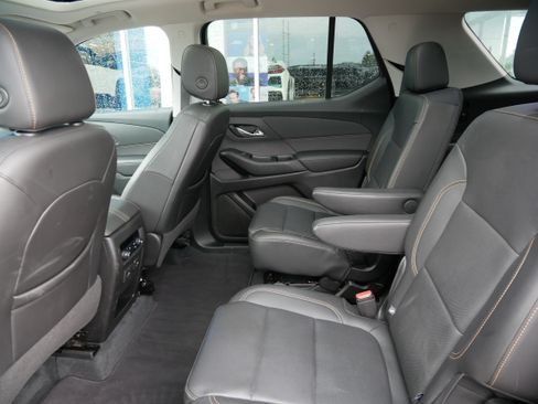 Certified 2021 Chevrolet Traverse Premier w/ Redline Edition image 9