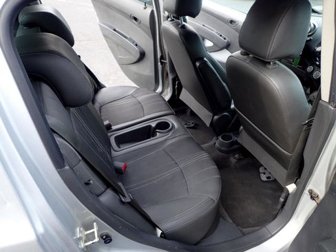 Used 2013 Chevrolet Spark LT image 12