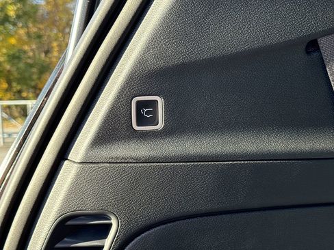 New 2025 Chrysler Pacifica Select image 23