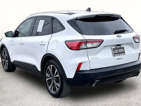 Used 2022 Ford Escape SE w/ SE Sport Appearance Package FWD image 17