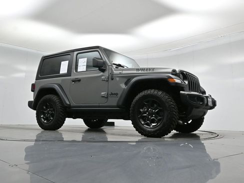 Used 2023 Jeep Wrangler Willys image 4