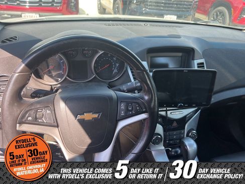 Used 2012 Chevrolet Cruze LT image 3