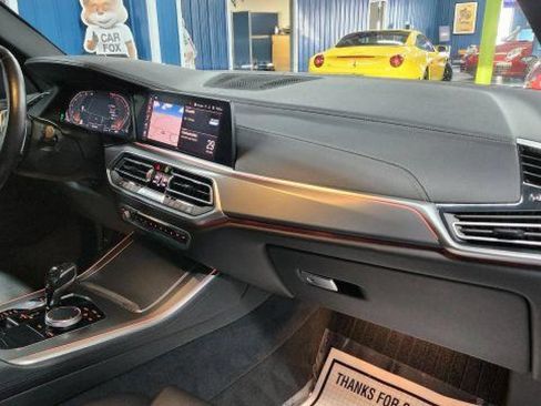 Used 2019 BMW X5 xDrive40i w/ Convenience Package AWD/4WD image 17