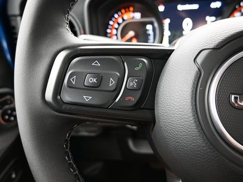 New 2025 Jeep Wrangler Rubicon w/ Technology Group image 25