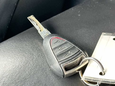 Used 2007 Porsche Boxster S image 29