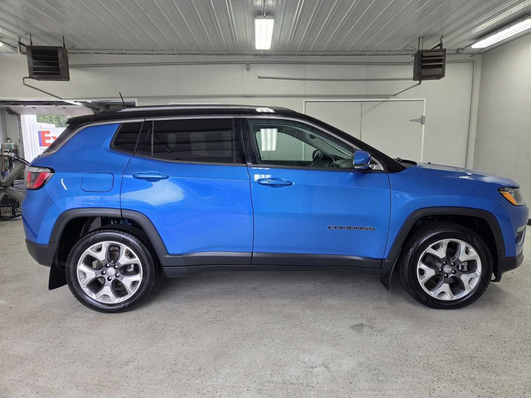 Used 2019 Jeep Compass Limited AWD/4WD image 7
