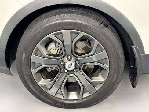 Used 2018 Ford Explorer Sport w/ Equipment Group 401A image 32