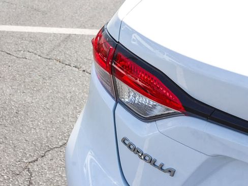 Used 2024 Toyota Corolla LE image 8